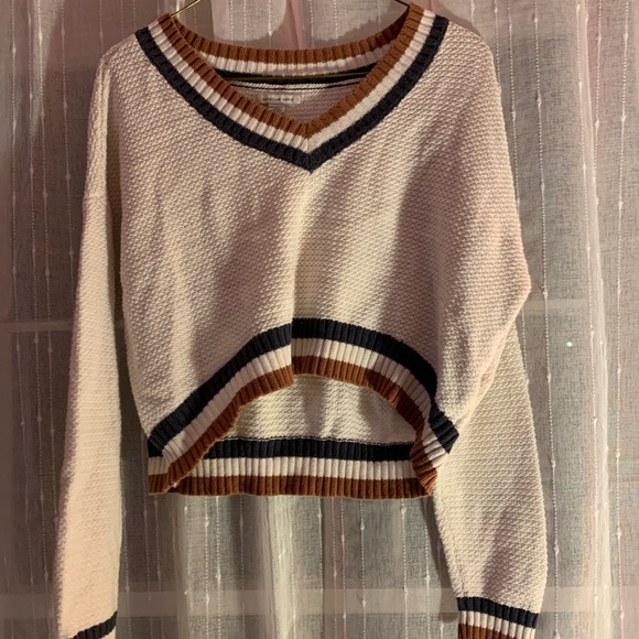AE cropped sweater - Picture 2 of 2